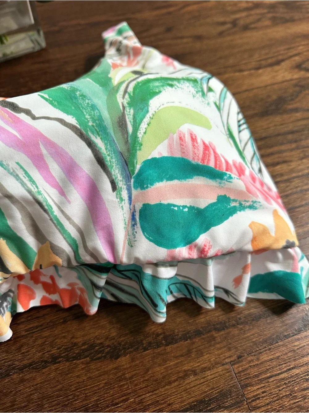 Birdsong floral swimsuit top, size 34I US - Picture 2 of 8